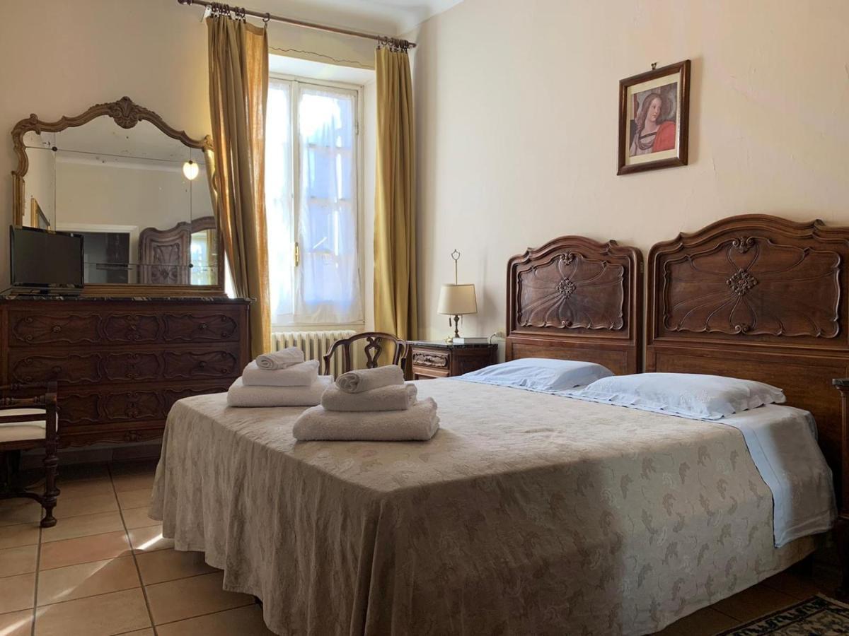Albergo Dell'Angelo Pieve di Teco Екстер'єр фото